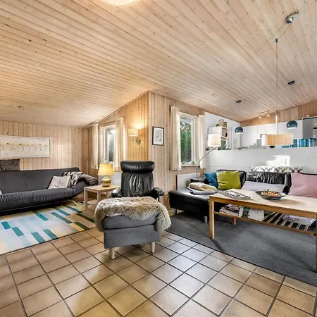 Maaria - 600m From The Sea By Interhome