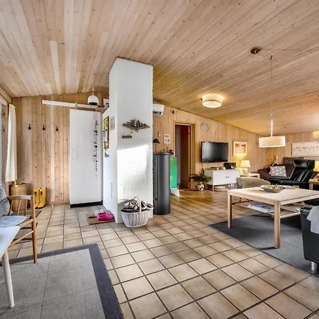Maaria - 600m From The Sea By Interhome Vejers Strand