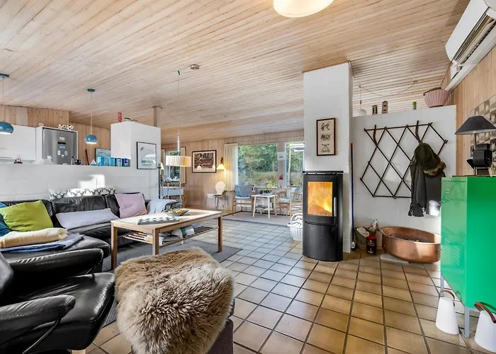 Prázdninový dům Maaria - 600m From The Sea By Interhome